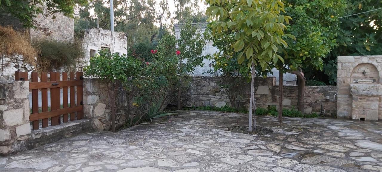 Small Traditional House In Asfendiou Kos Agios Dimitrios  Esterno foto